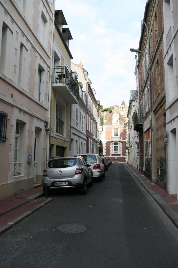 Studio En Plein Coeur De Trouville Buitenkant foto