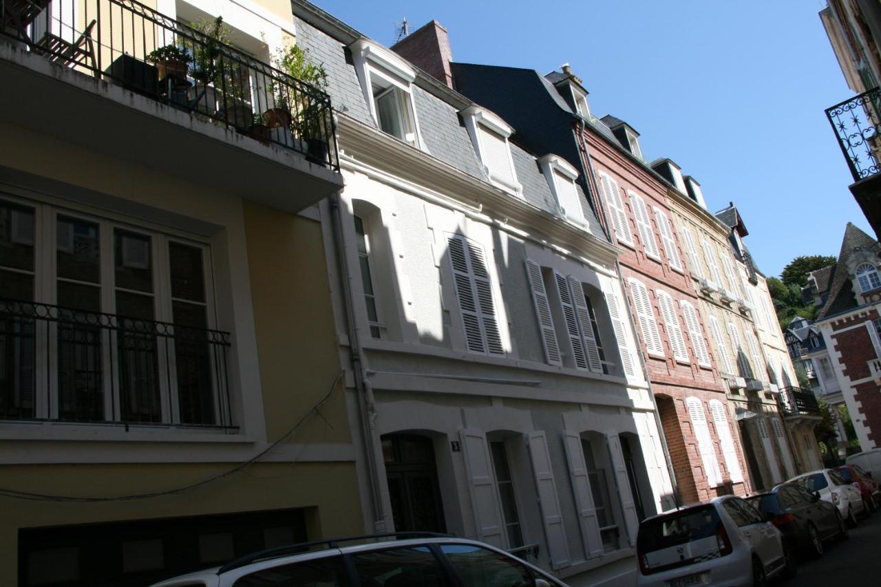 Studio En Plein Coeur De Trouville Buitenkant foto